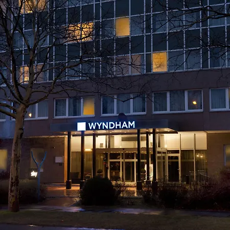 Wyndham Atrium 4* Hannover