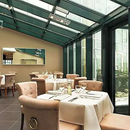 Wyndham Atrium 4*