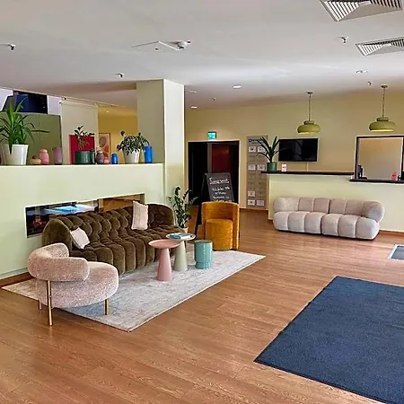 Ξενοδοχείο Wyndham Atrium 4*