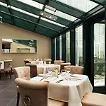 Wyndham Atrium