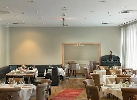 Wyndham Atrium Отель Ганновер