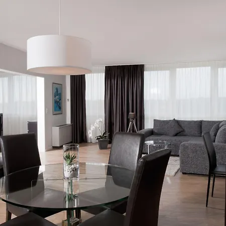 温德姆汉诺威庭酒店 酒店